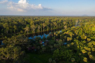 《鸣潮》新共鸣者嘉贝莉娜PV 猎声骸魔女